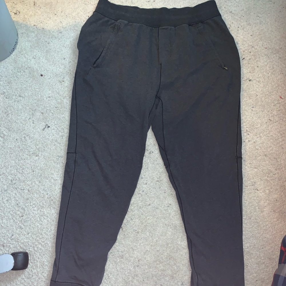 lululemon men’s joggers!!!